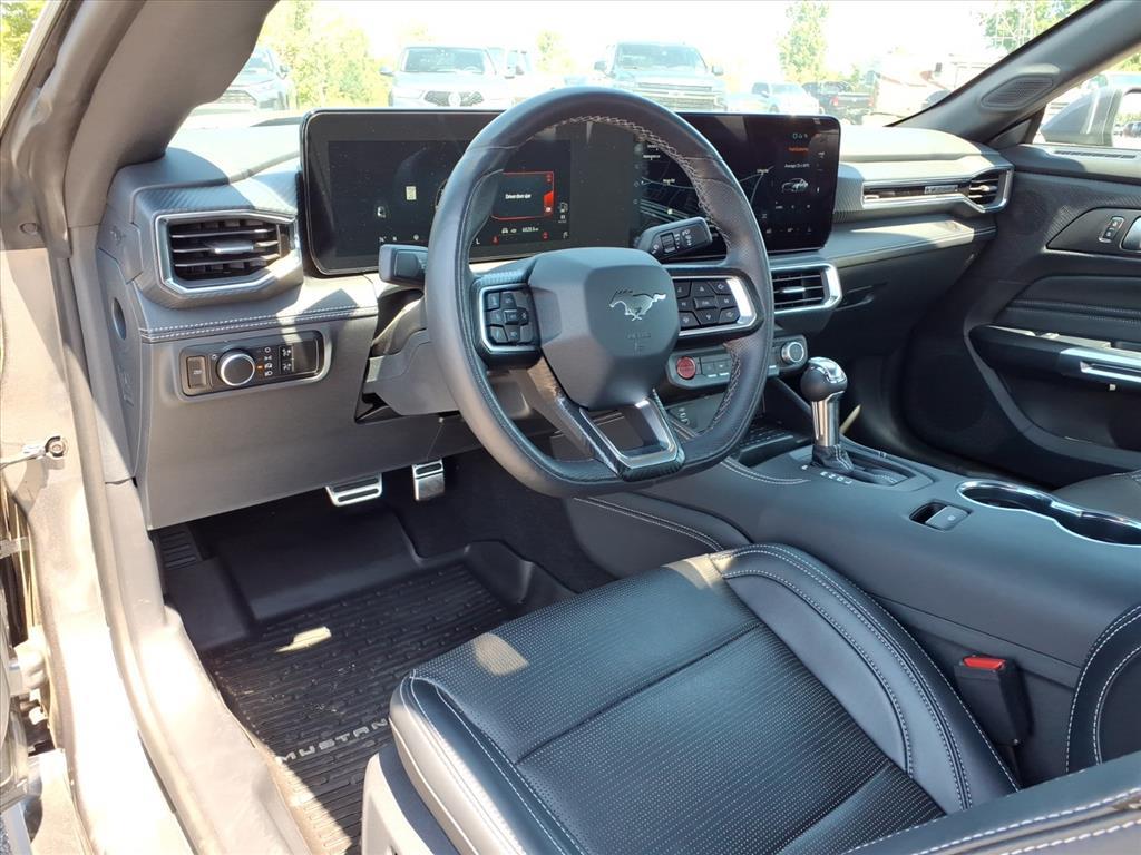 2024 Ford Mustang EcoBoost Premium photo 25