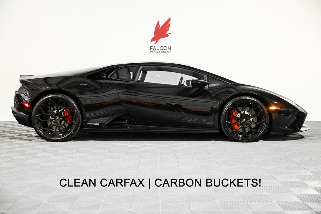 2020 Lamborghini Huracan EVO's photo