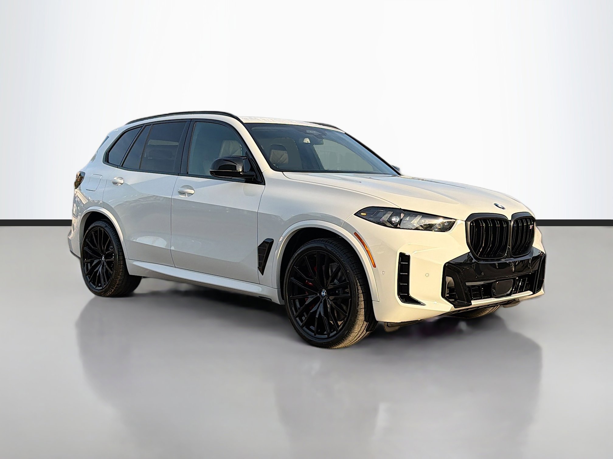 2026 BMW X5 M60i's photo