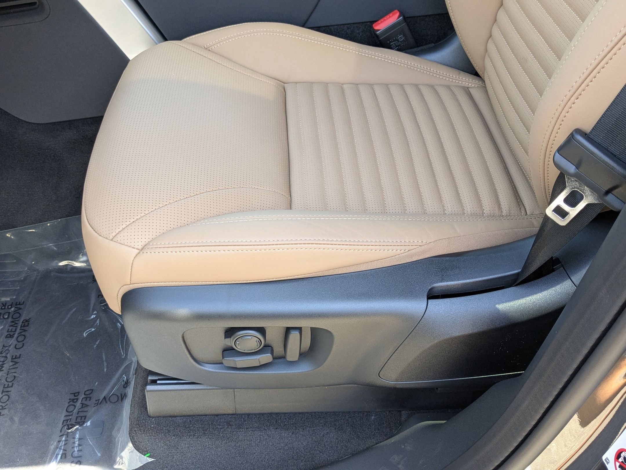 2025 Land Rover Discovery SE photo 4