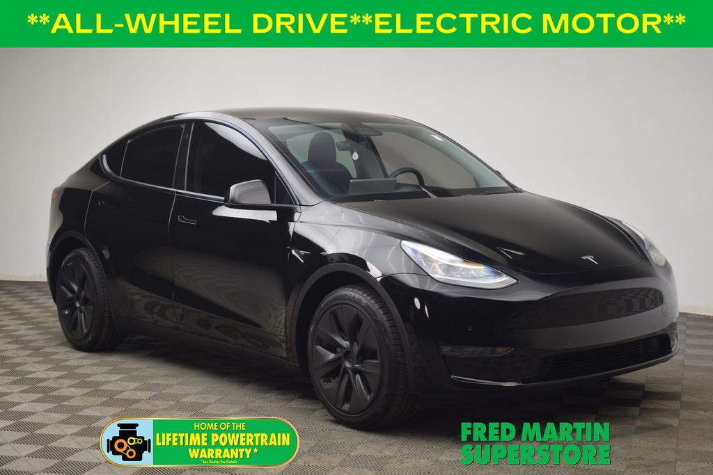 2021 Tesla Model Y Long Range's photo