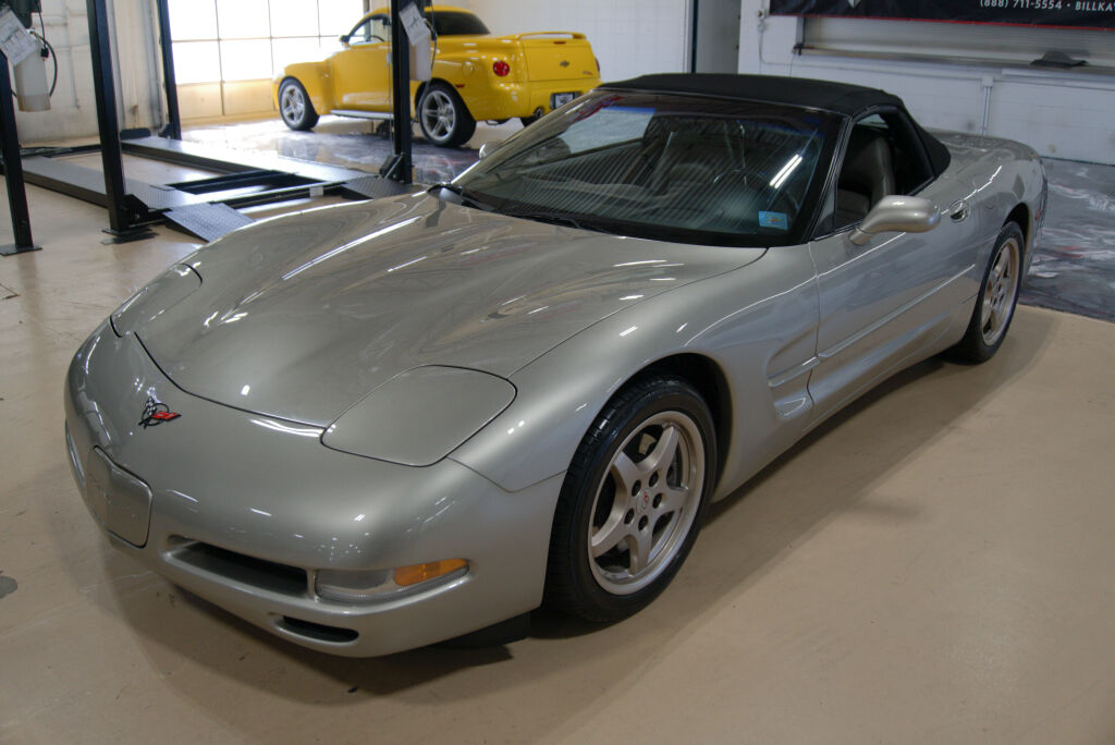 2001 Chevrolet Corvette Base's photo