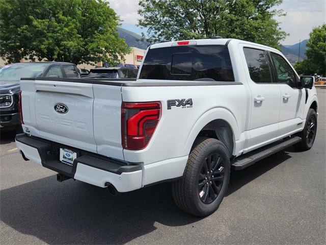 2025 Ford F-150 Lariat photo 3