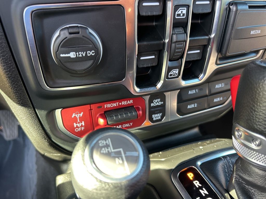 2024 Jeep Wrangler Rubicon photo 34
