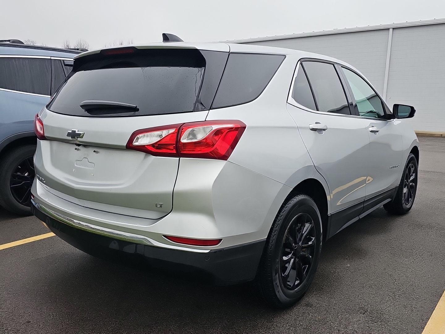 2020 Chevrolet Equinox LT photo 3
