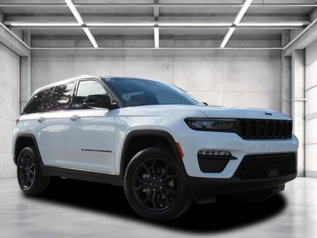 2025 Jeep Grand Cherokee Limited's photo