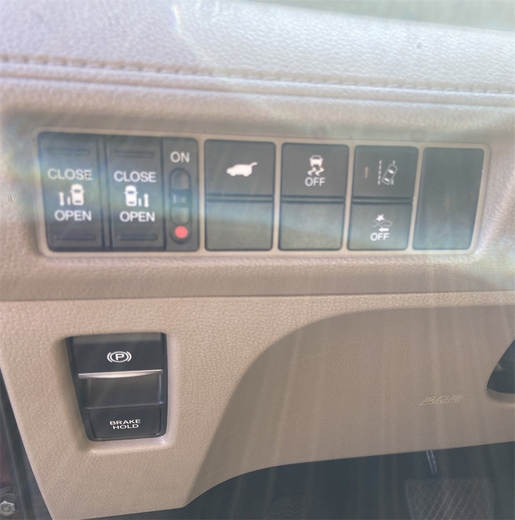 2020 Honda Odyssey EX-L photo 14