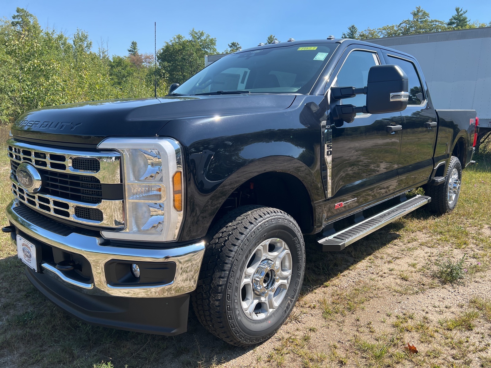 2026 Ford F-350 XLT photo 3