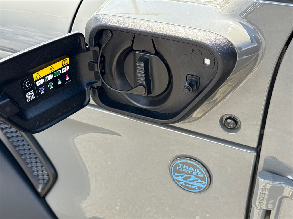 2023 Jeep Wrangler Base 4xe photo 12