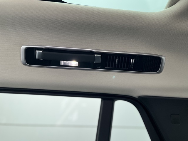 2025 Land Rover Range Rover SE photo 44