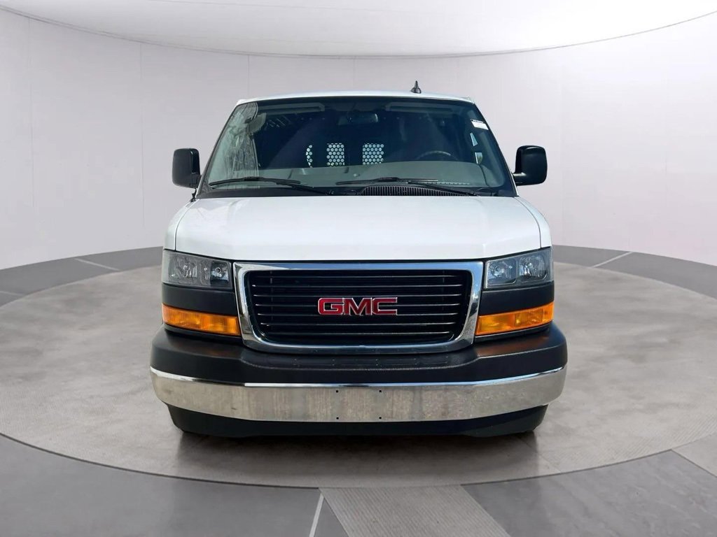 2023 Gmc Savana Cargo 2500 photo 4