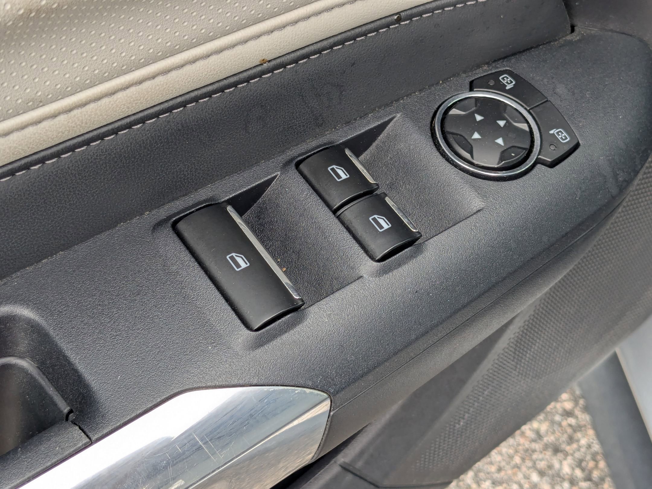 2024 Ford Mustang EcoBoost Premium Convertible photo 14