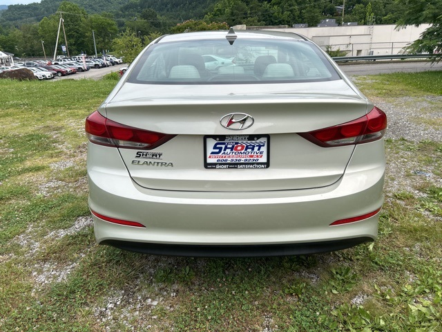 2017 Hyundai Elantra Value Edition photo 6