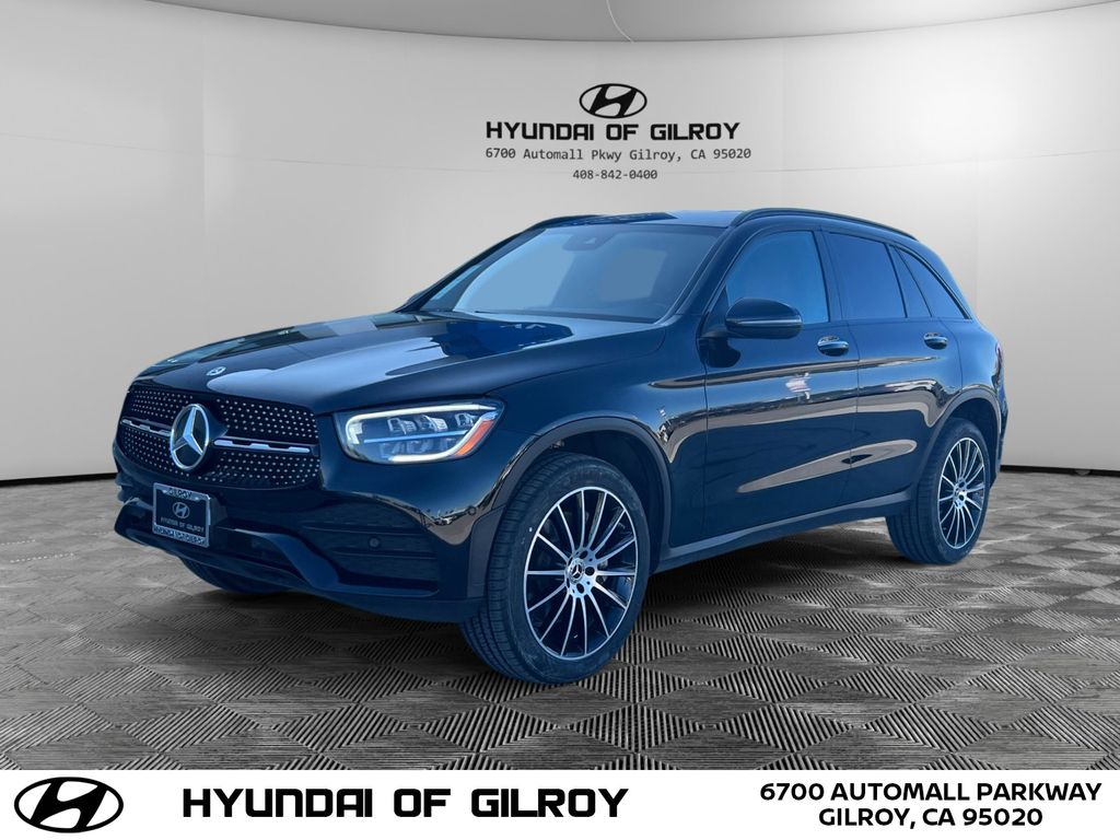 2022 Mercedes-Benz GLC GLC300's photo