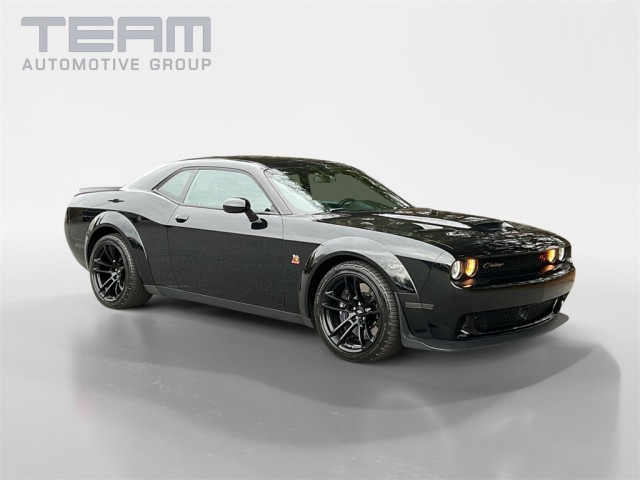 2023 Dodge Challenger R/T's photo
