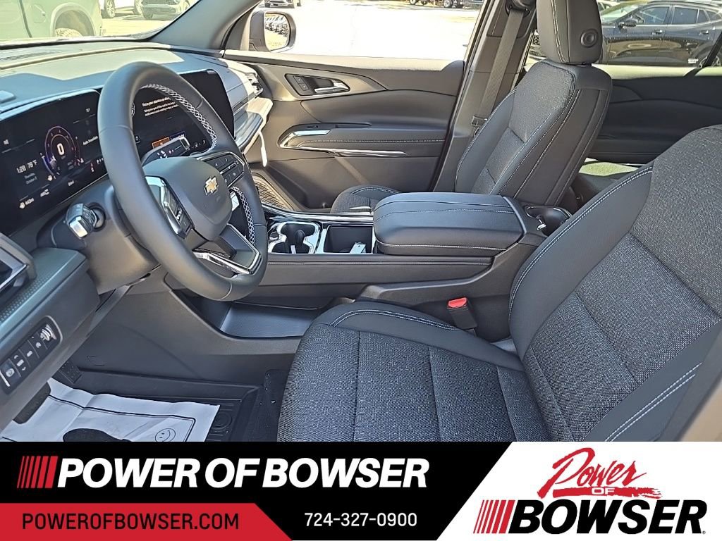 2026 Chevrolet Traverse 2LT photo 4
