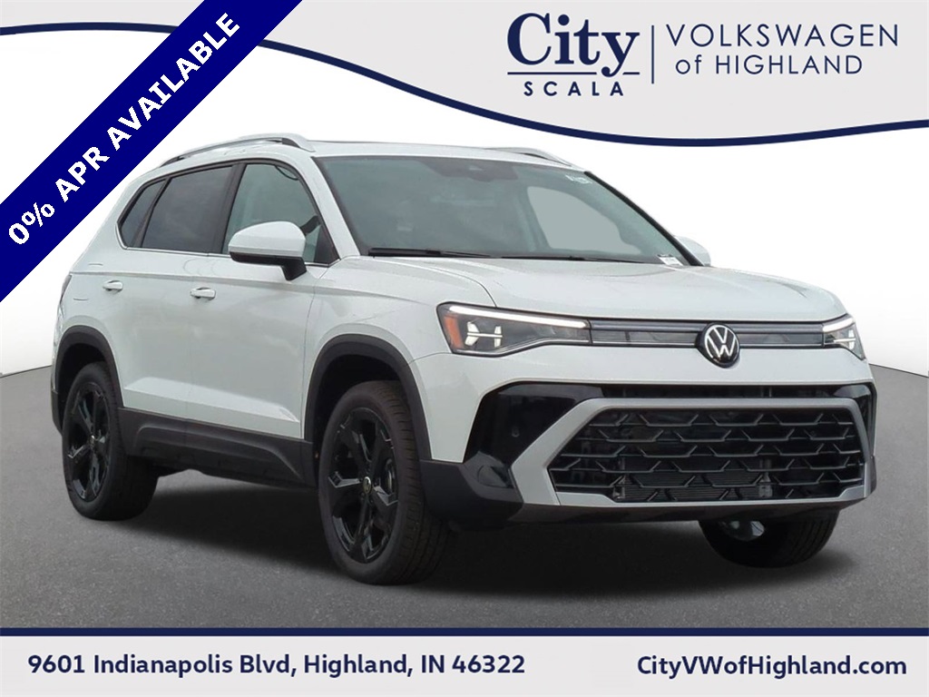 2025 Volkswagen Taos SEL's photo