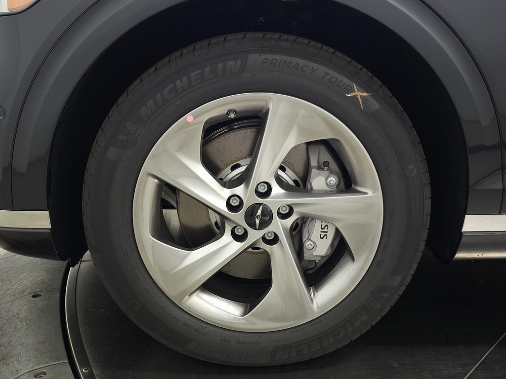 2026 Genesis GV70 2.5T Advanced photo 3