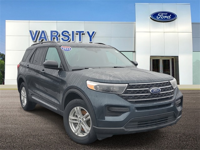 2023 Ford Explorer XLT's photo