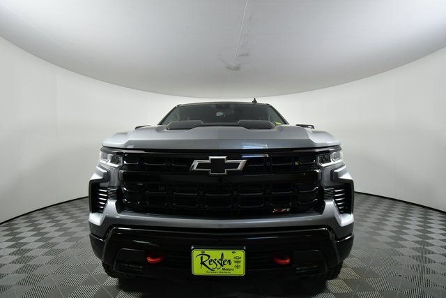 2024 Chevrolet Silverado 1500 LT Trail Boss photo 3