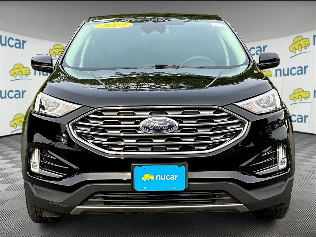 2021 Ford Edge SEL photo 2