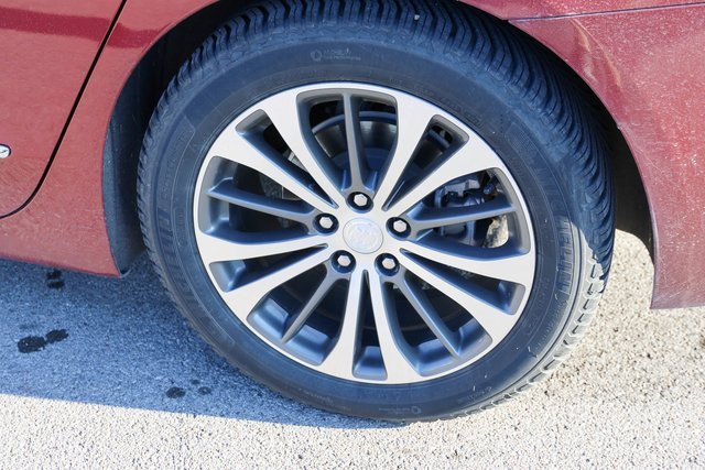 2017 Buick LaCrosse Essence photo 4