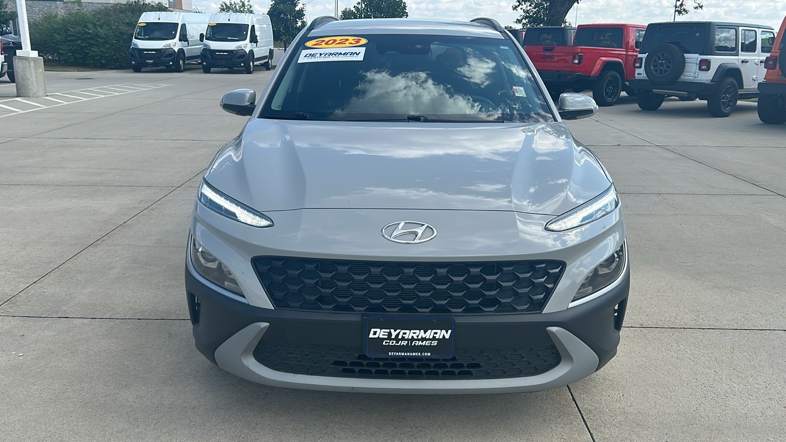 2023 Hyundai Kona SEL photo 7