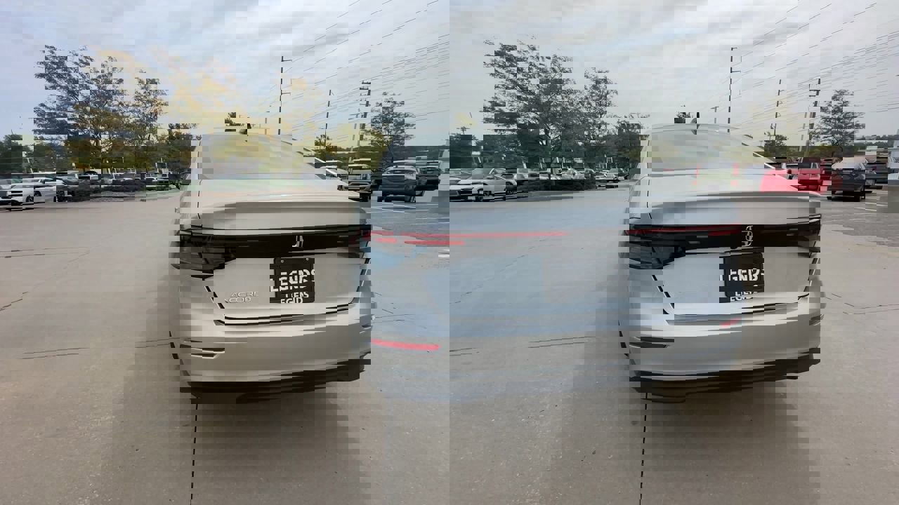 2025 Honda Accord 1.5T photo 7