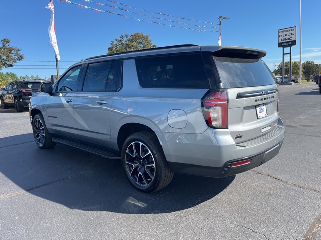 2024 Chevrolet Suburban RST photo 38