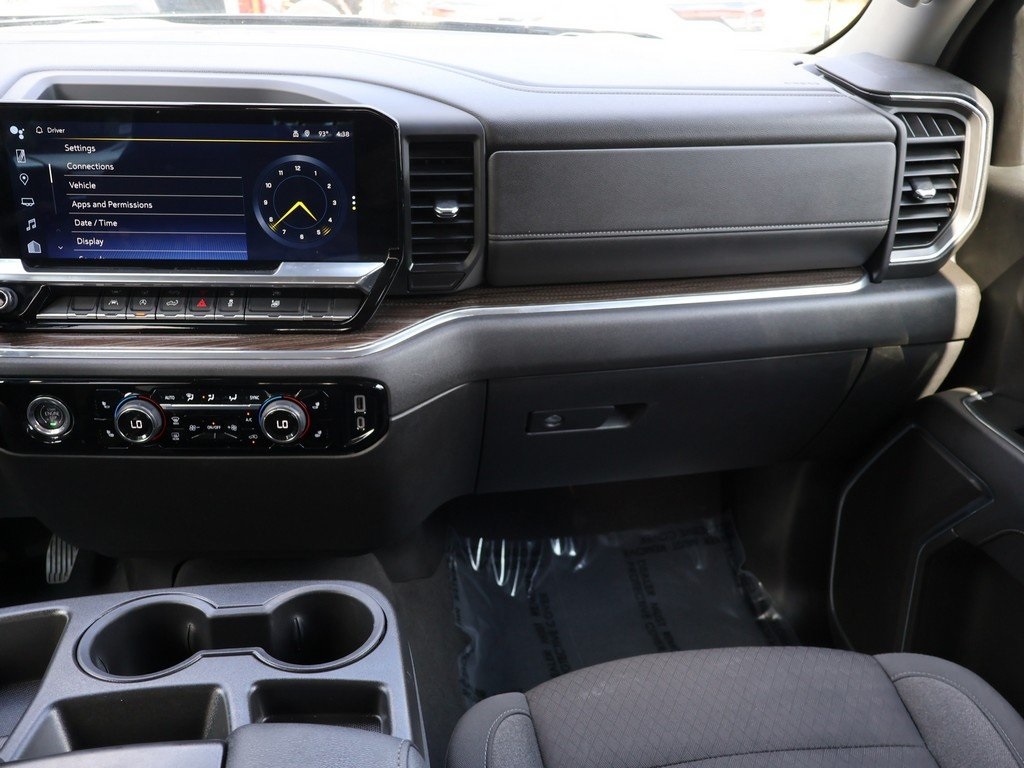 2023 Chevrolet Silverado 1500 LT photo 32