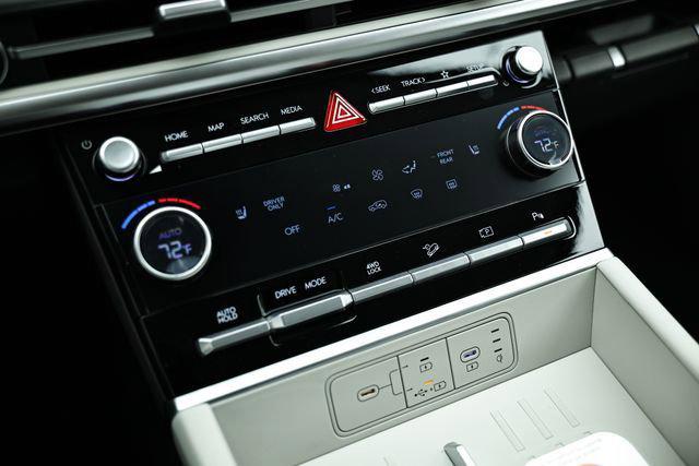 2026 Hyundai Santa Fe SEL photo 13