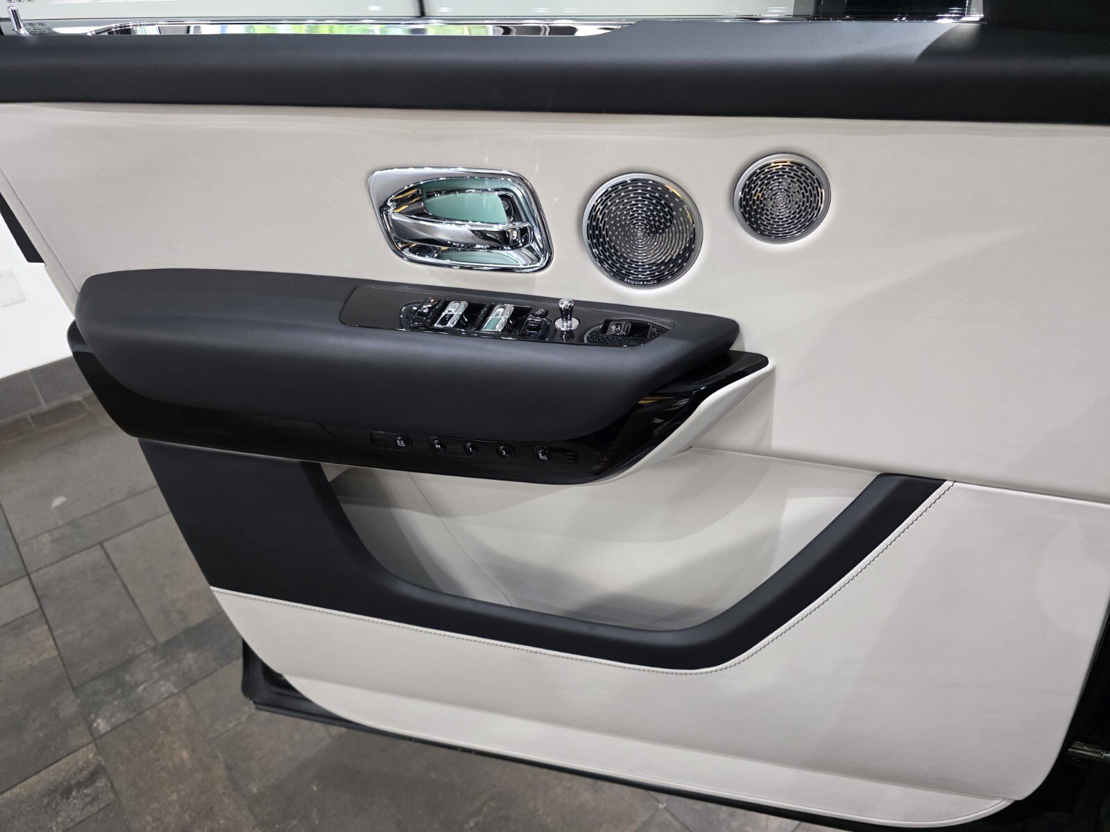 2021 Rolls Royce Cullinan RR31 photo 19