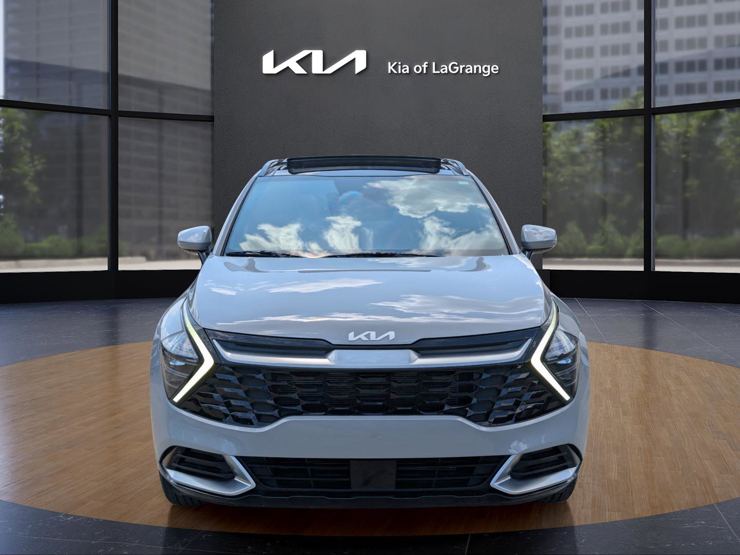 2024 Kia Sportage SX photo 2