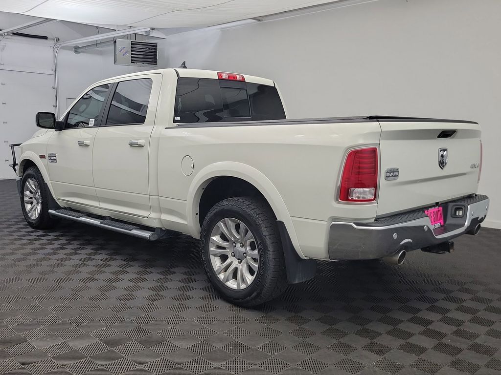2017 Ram 1500 Longhorn photo 3