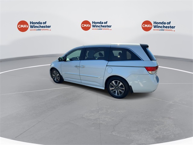 2015 Honda Odyssey Touring photo 7