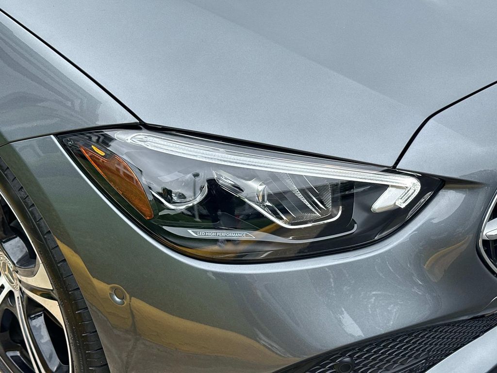 2024 Mercedes Benz C 300 4MATIC photo 4