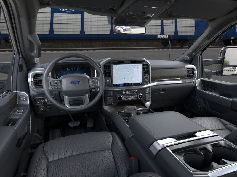 2025 Ford F-150 Lariat photo 10