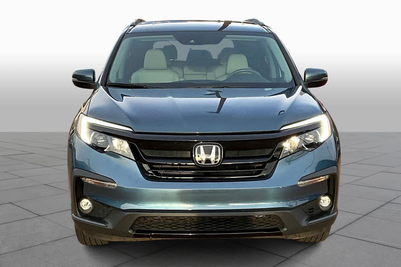 2021 Honda Pilot Special Edition photo 3