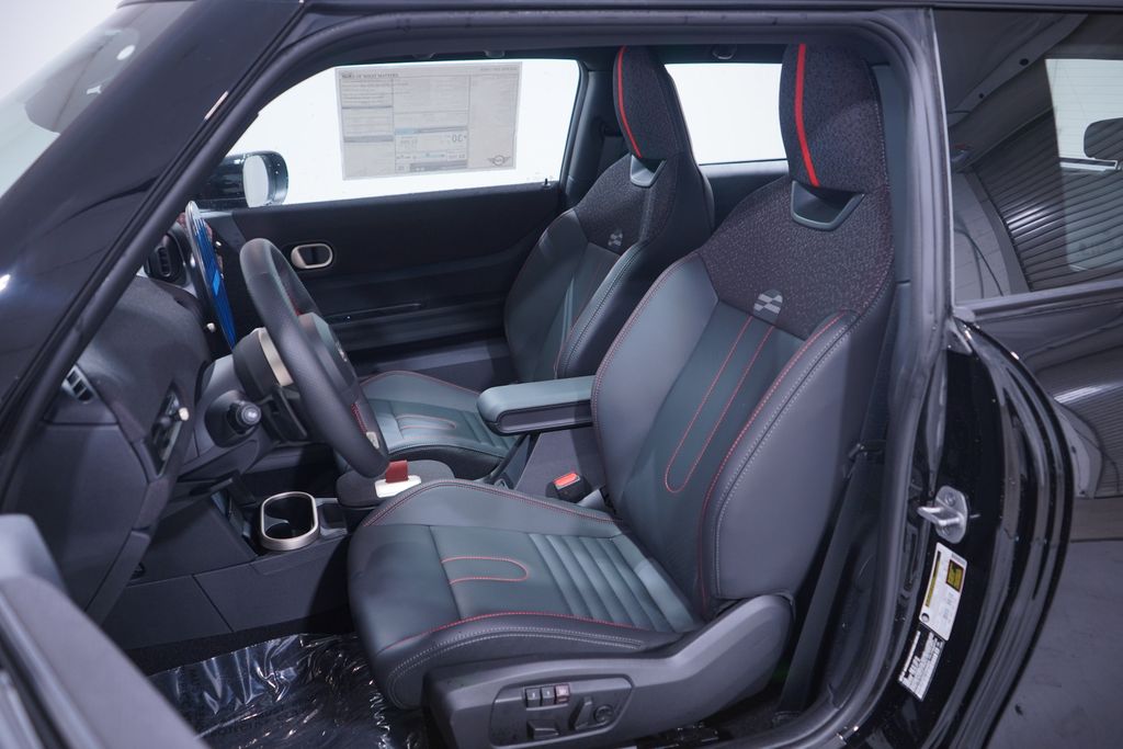 2026 Mini Cooper Hardtop John Cooper Works 2 Door Iconic photo 7