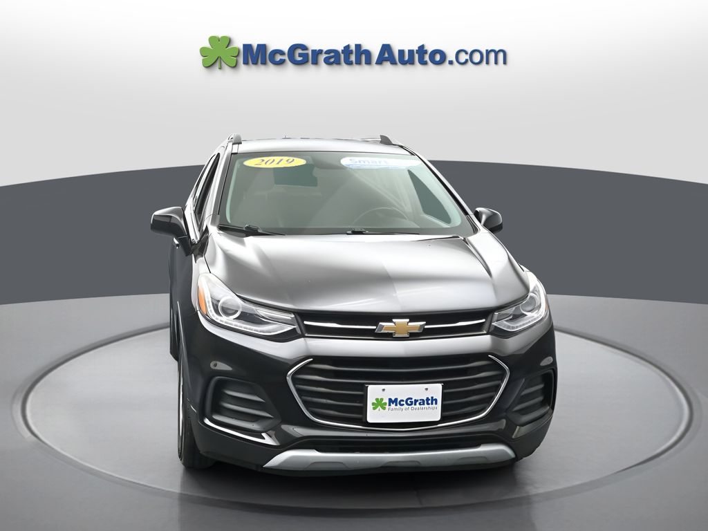 2019 Chevrolet Trax LT photo 3
