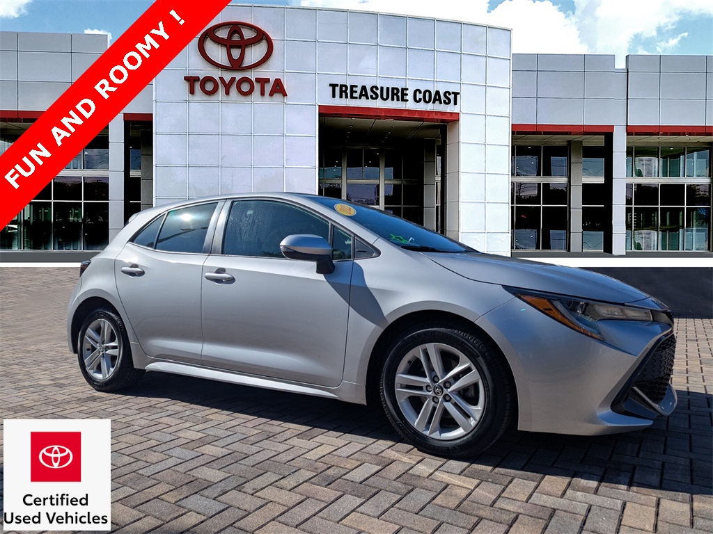 2022 Toyota Corolla Hatchback SE