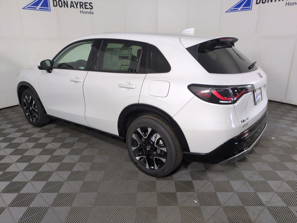 2026 Honda HR-V EX-L photo 2