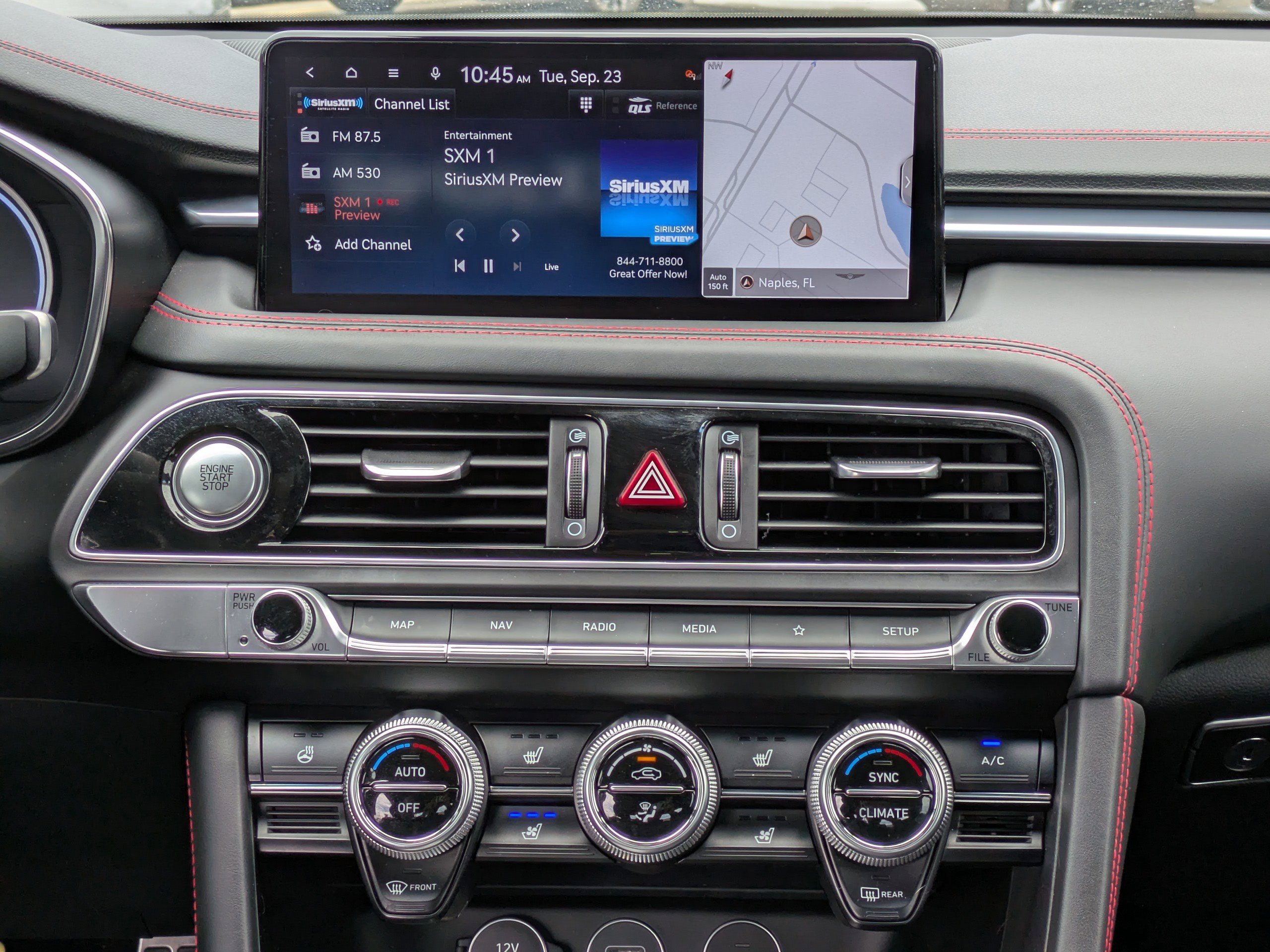 2022 Genesis G70 3.3T photo 14