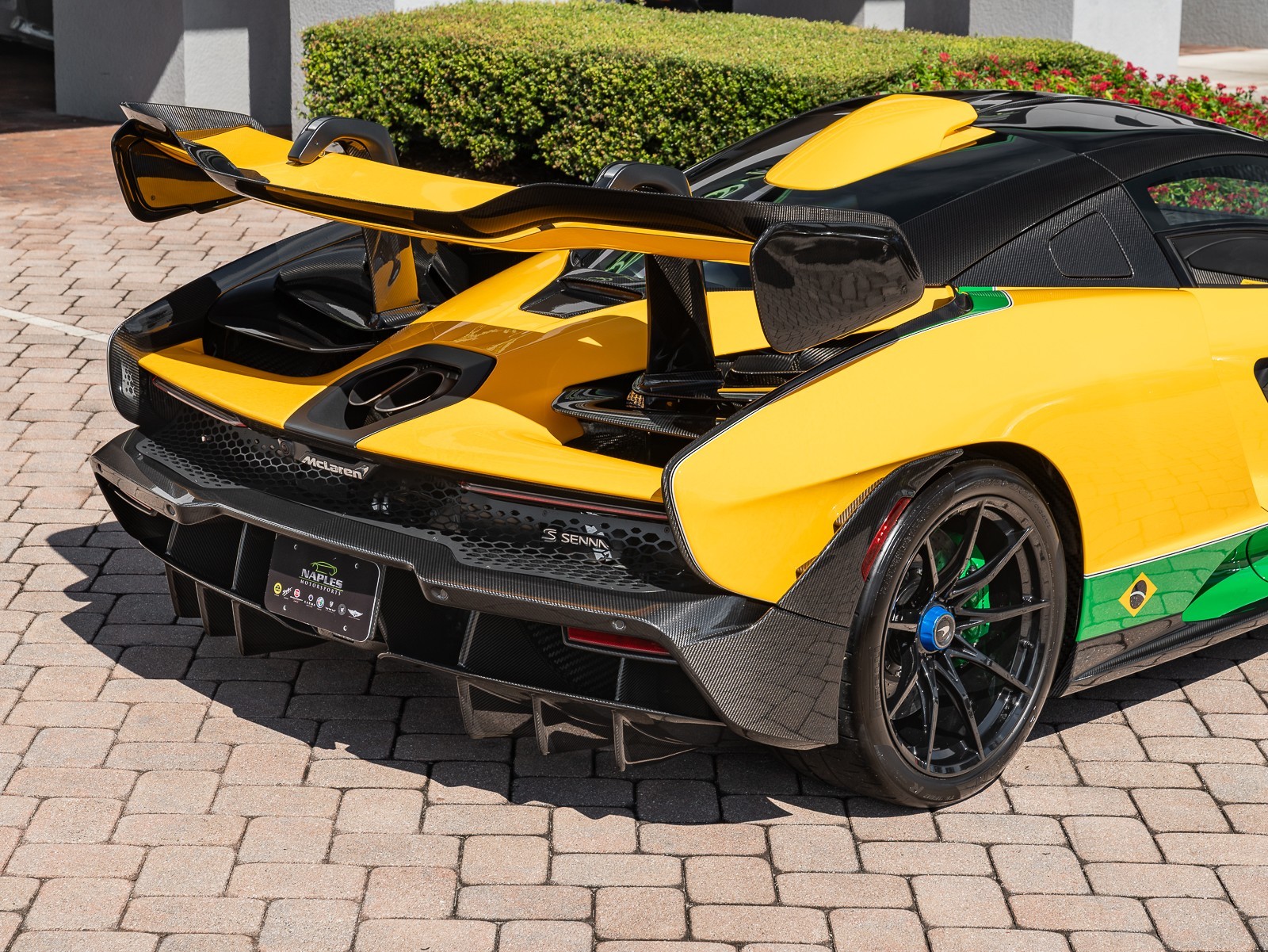 2019 Mclaren SENNA photo 2