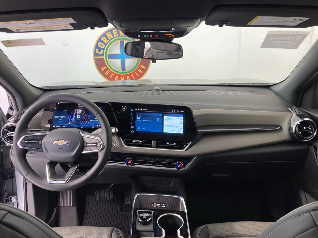 2026 Chevrolet Equinox LT photo 6