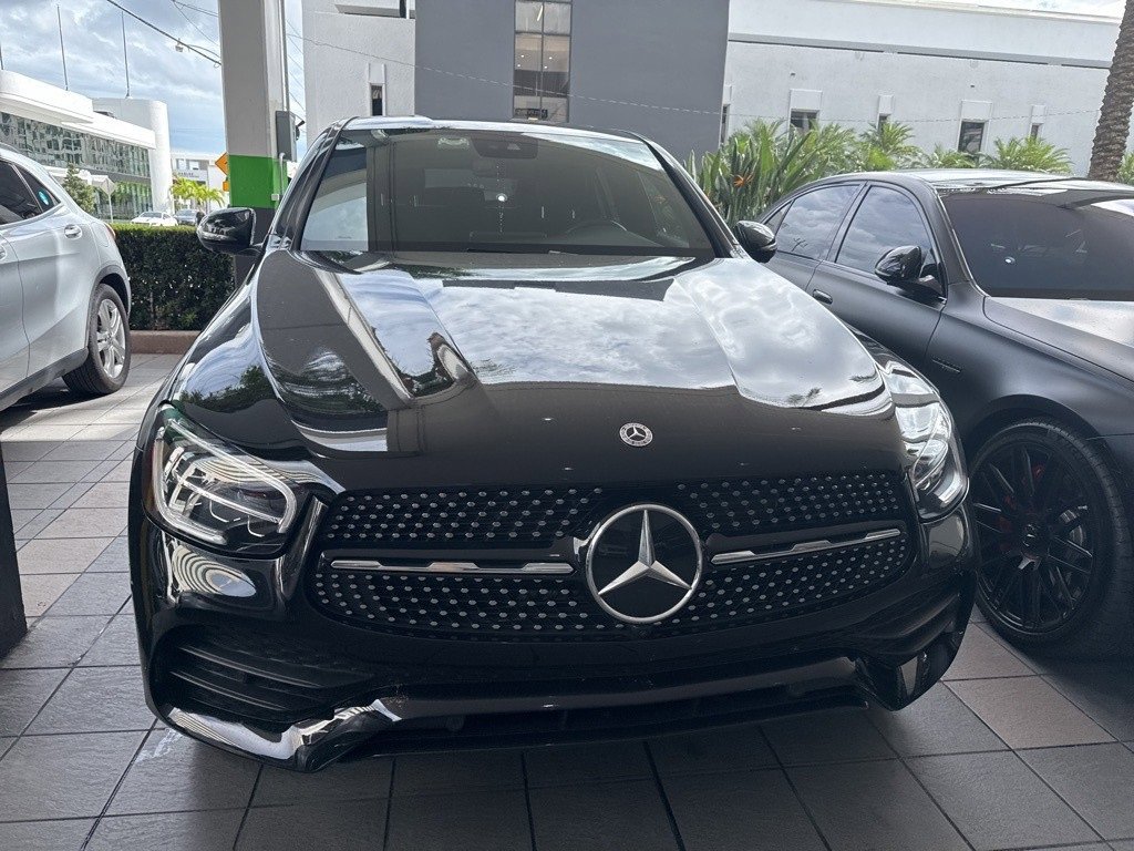 2023 Mercedes Benz GLC 300 4MATIC Coupe photo 2