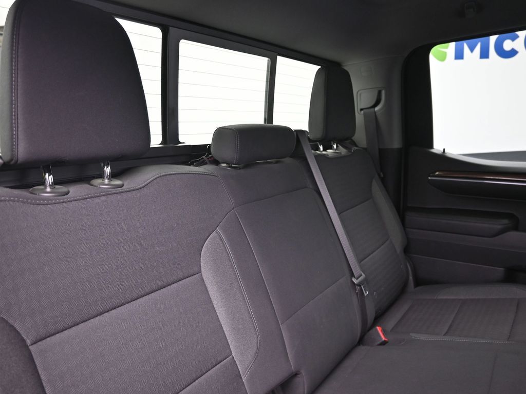 2024 Chevrolet Silverado 1500 LT photo 6