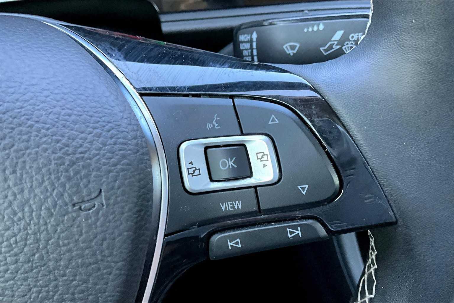 2021 Volkswagen Jetta SE photo 21