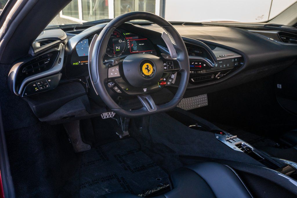 2021 Ferrari SF90 Stradale photo 2