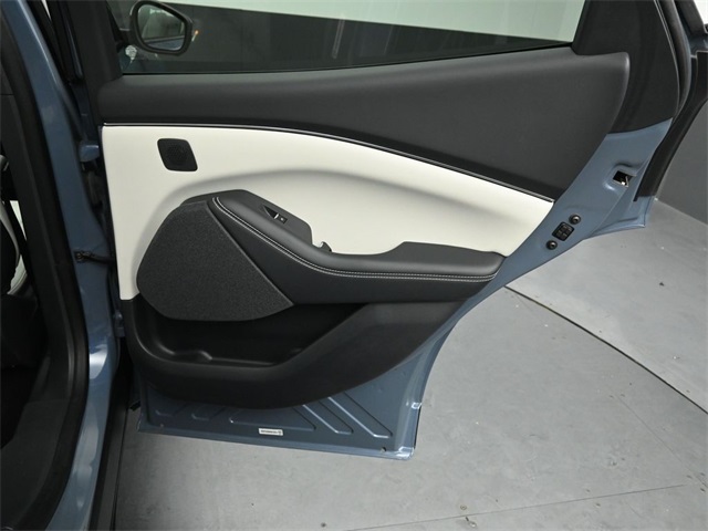 2024 FORD MUSTANG MACH-E - Image 27